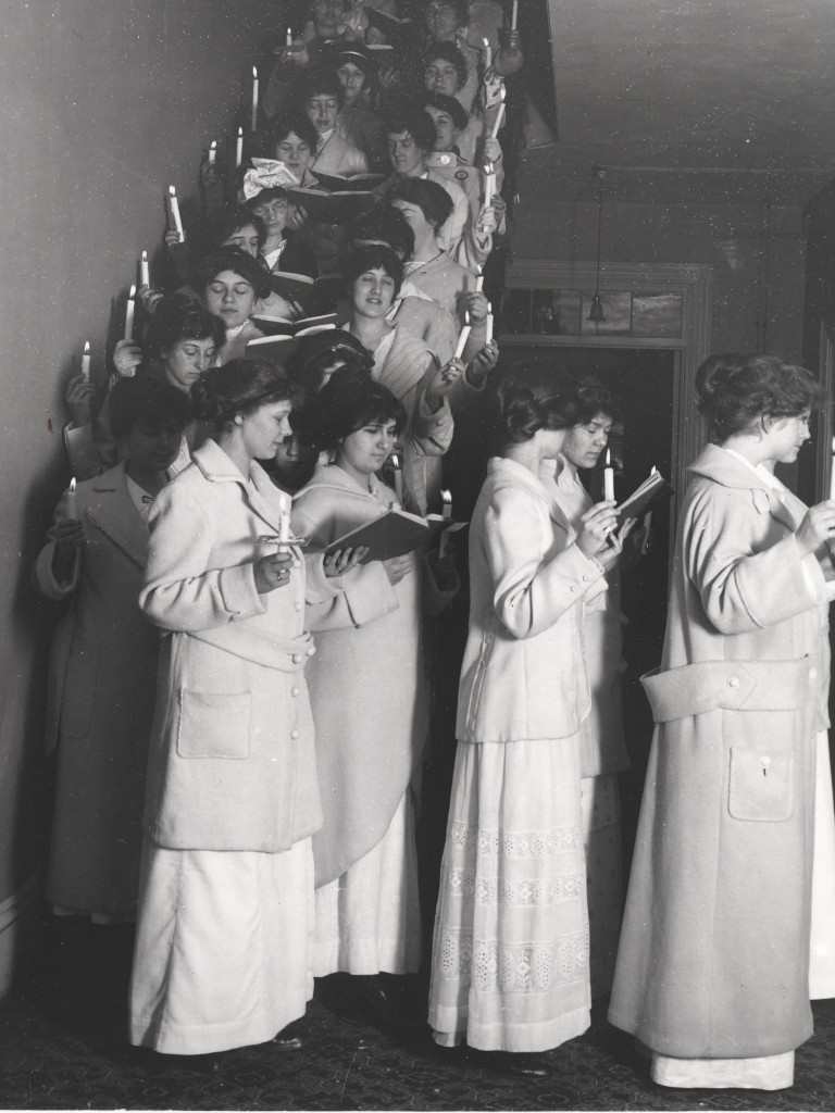 Candle Light Ceremony Established College History Wheaton College